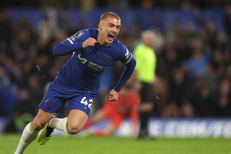 斩获3金1银 南油小学艺术体操社团省区赛事创佳绩